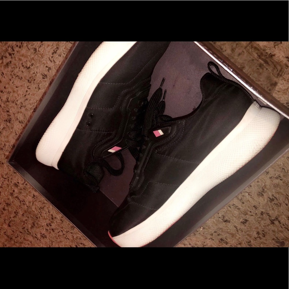 Calzature Donna Prada Sneakers 40.5 Women’s - Picture 4 of 6